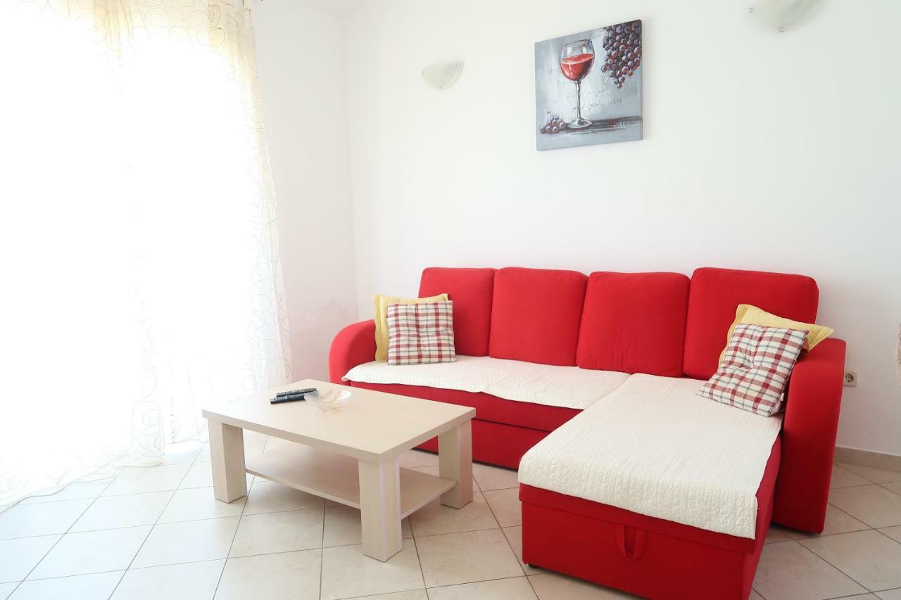Apartments Maras Primosten Ngoại thất bức ảnh