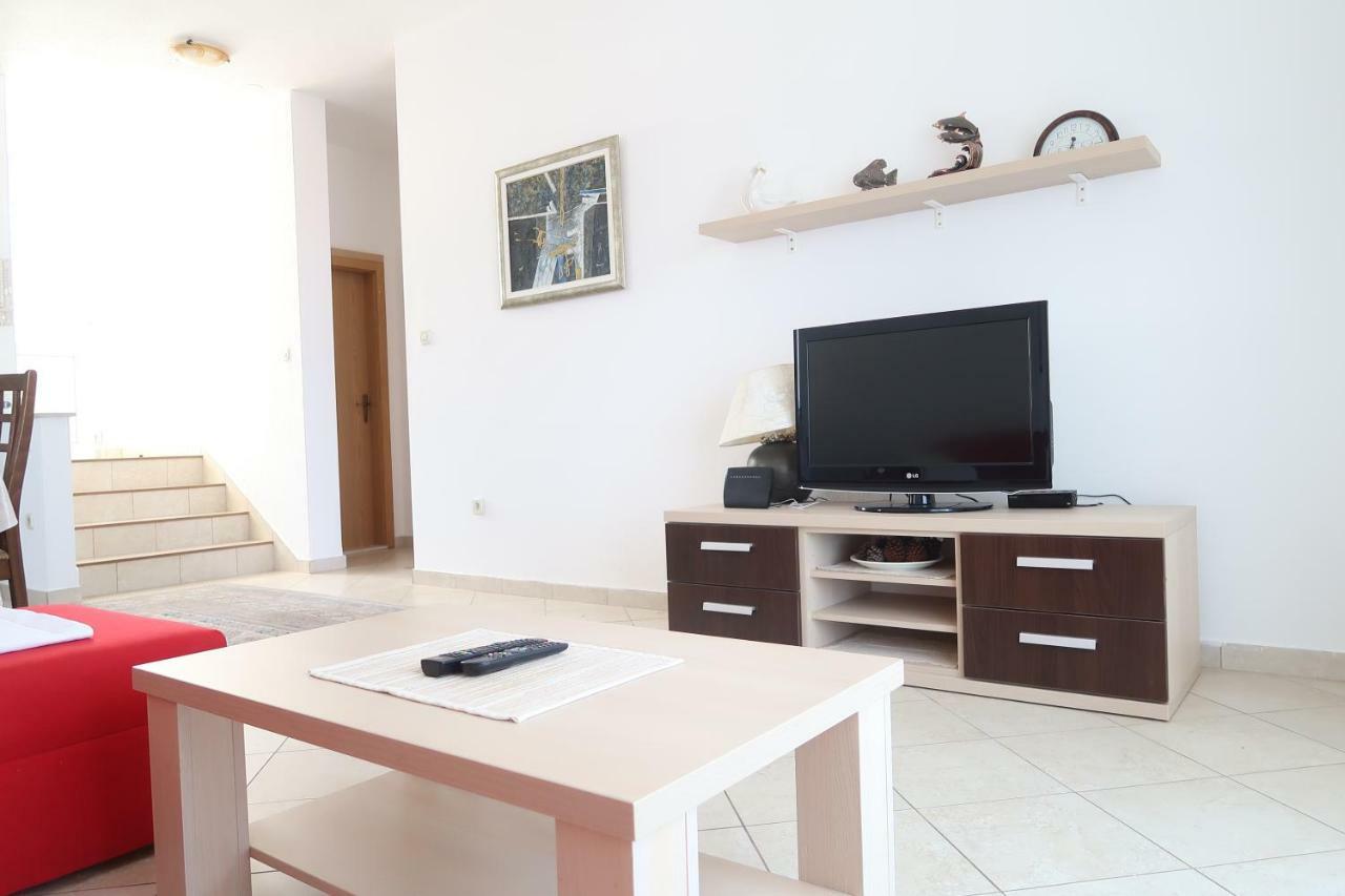 Apartments Maras Primosten Ngoại thất bức ảnh