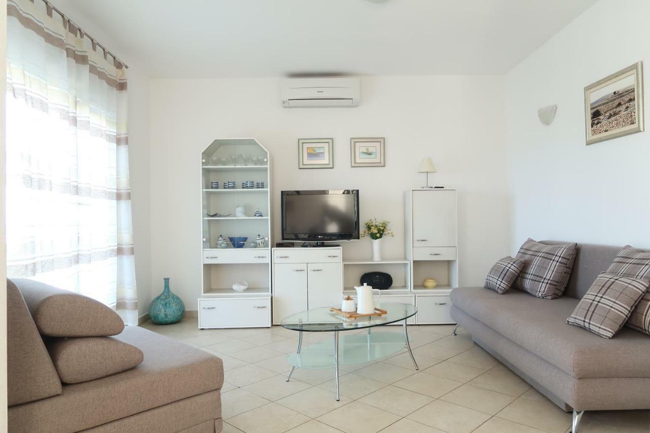 Apartments Maras Primosten Ngoại thất bức ảnh